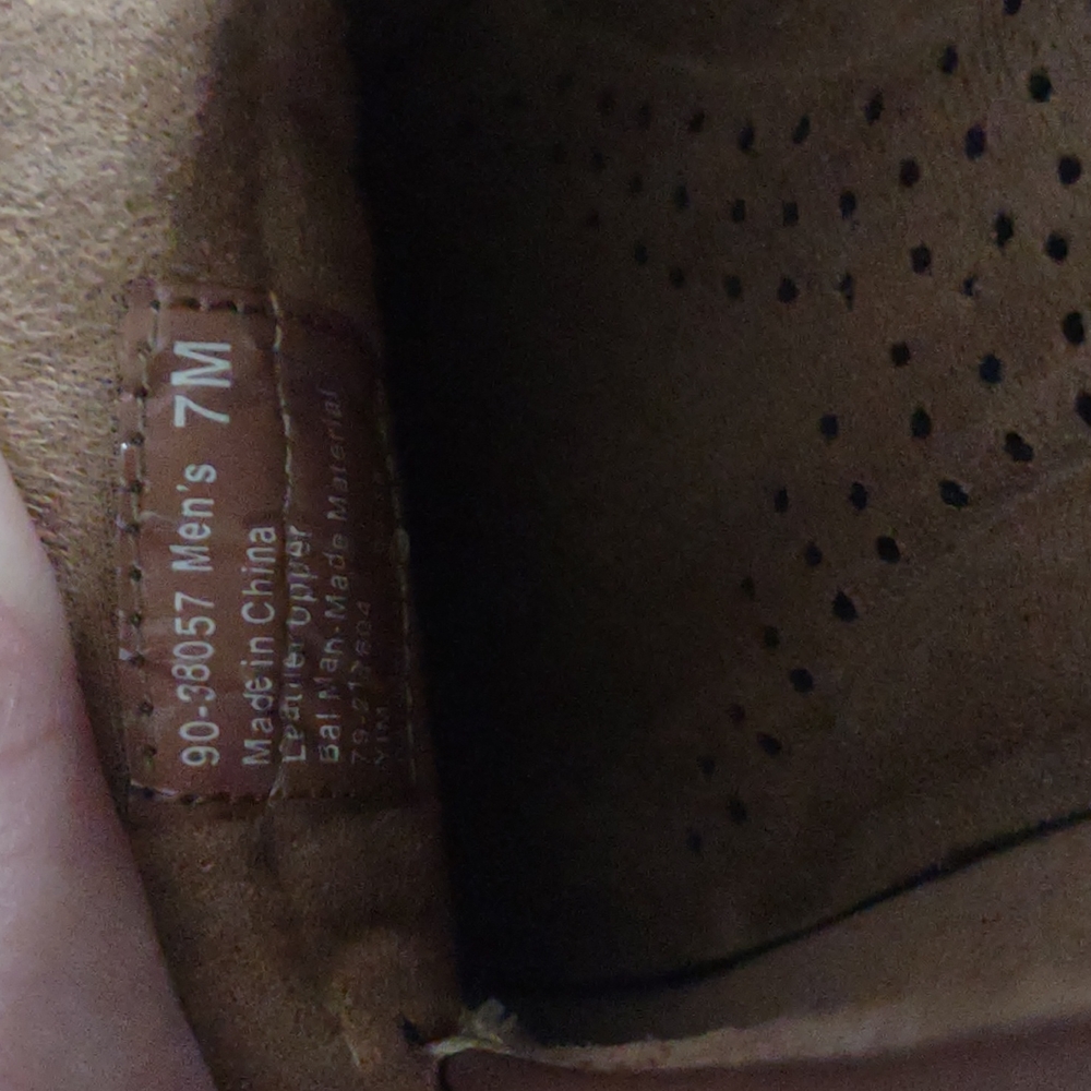 Men's Dockers leather 🤎new - Picture 3 of 7